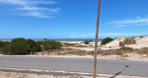 Venta Terreno Parque Del Plata Frente A La Playa