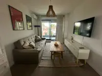 Venta Apartamento Con Cochera Frente a playa mansa - Miniatura 2