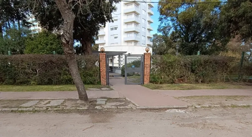 Venta Apartamento En Atlantida Sur - Imagen 1